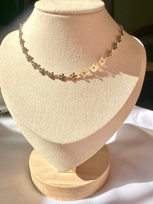 Collar flores azules