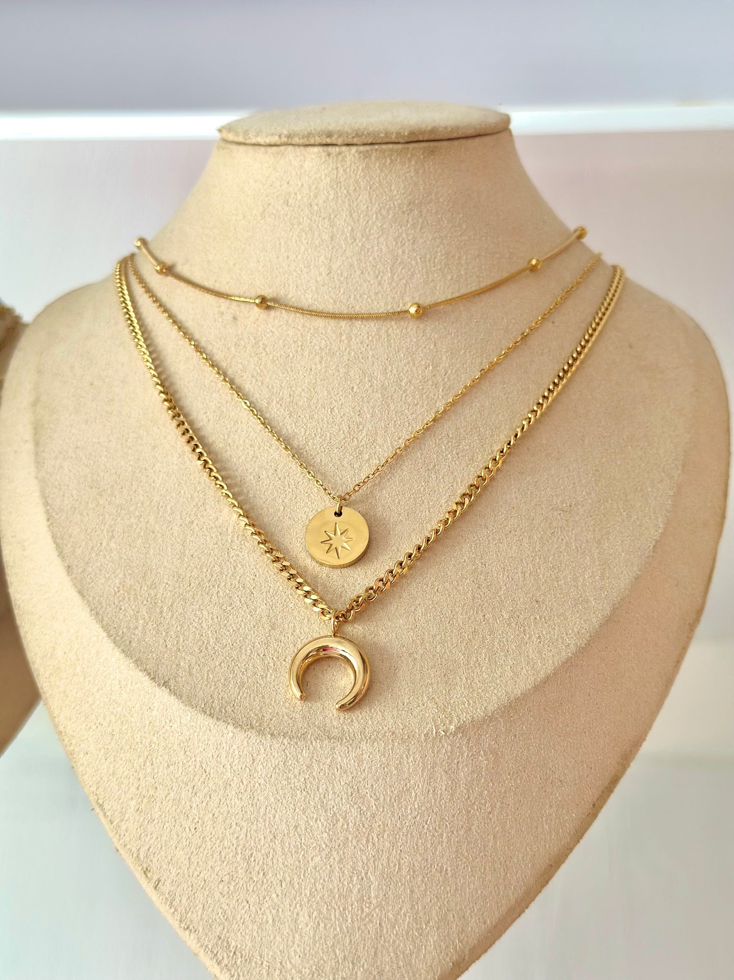 Collar triple estrella y luna